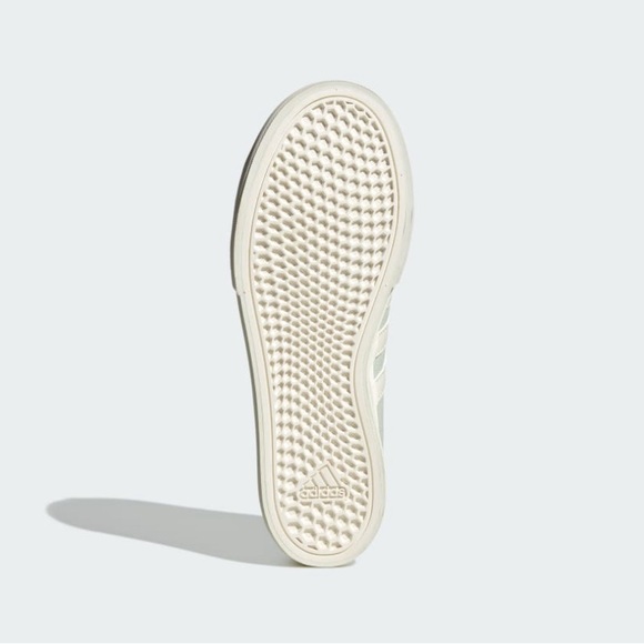 adidas men Bravada 2.0
Platform Shoes Size 9.5 - Picture 6 of 7